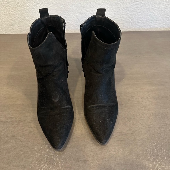 Forever 21 boots - Picture 2 of 7